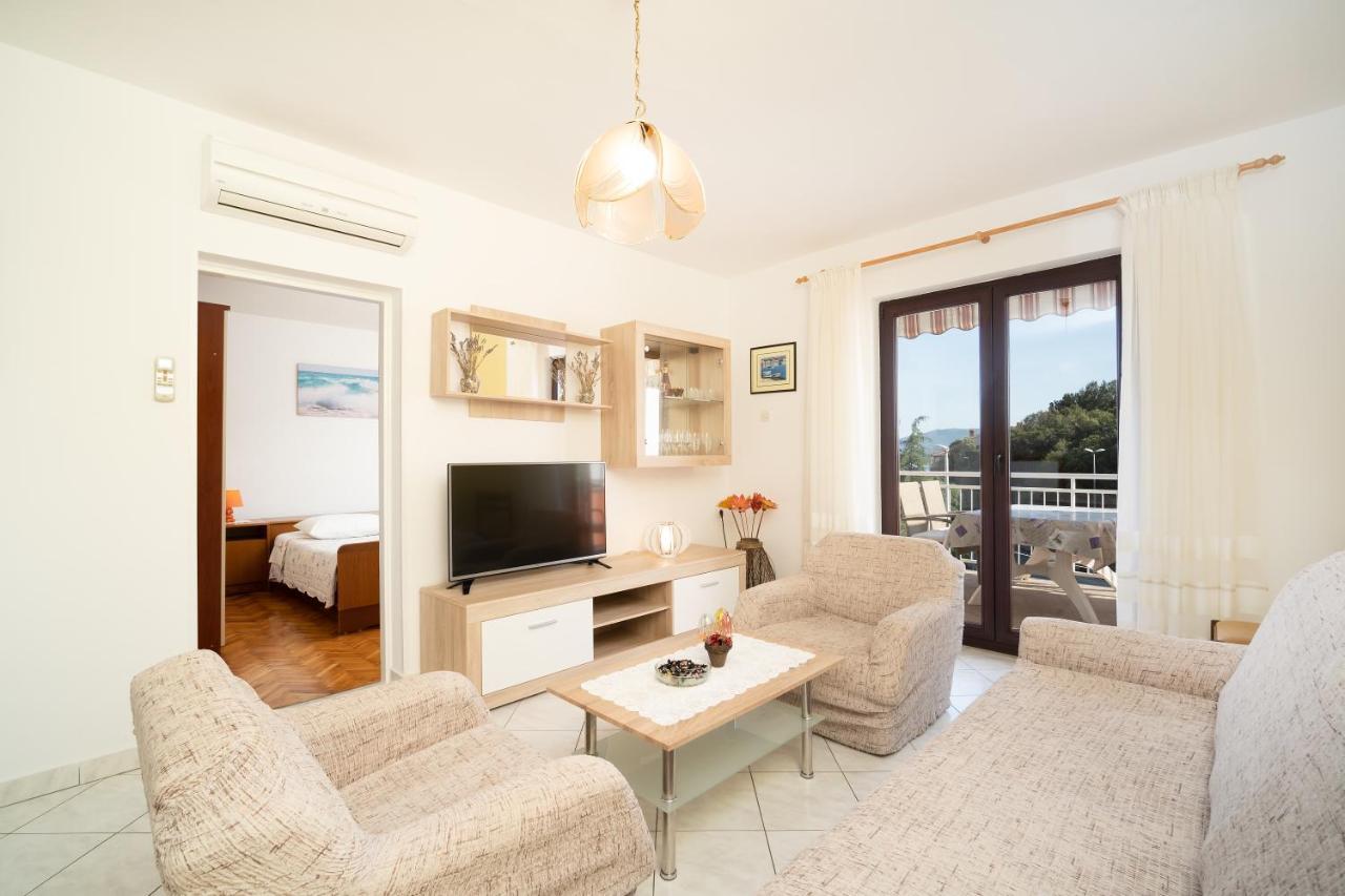 Apartmani Zlata ラバック エクステリア 写真