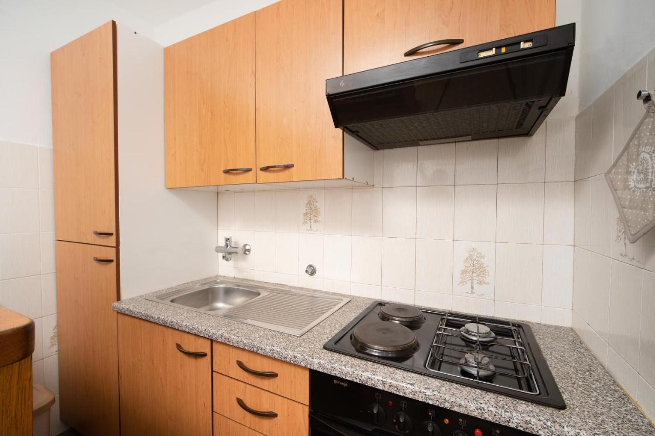 Apartmani Zlata ラバック エクステリア 写真